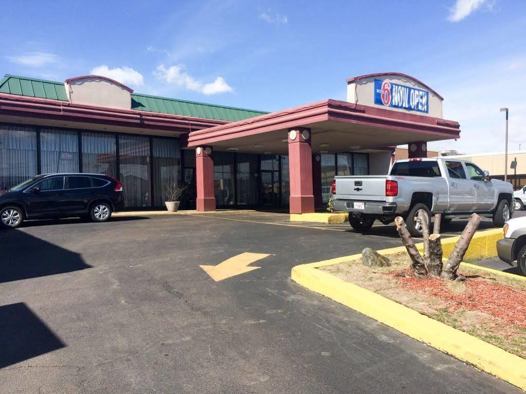 Days Inn Melrose Park/O'Hare South Exterior photo